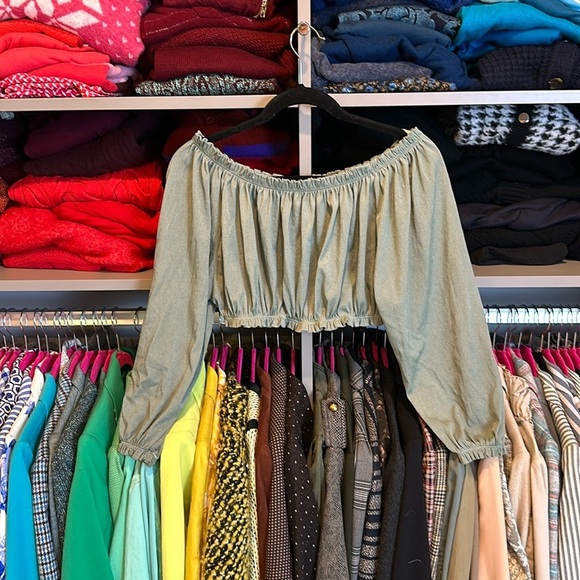 Zara olive long sleeve elasticized crop top size S - Picture 1 of 3